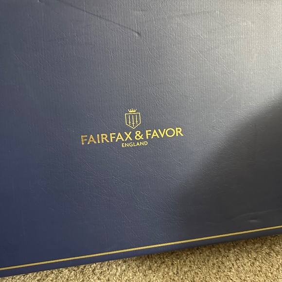 Fairfax & Favor England Regina Boot Plum Suede - Picture 1 of 7